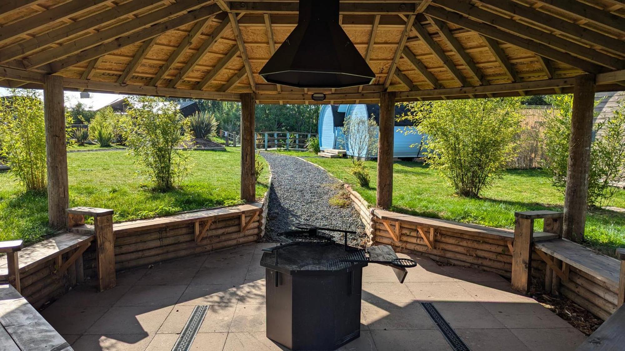 Villa Sunset Retreats The Ice Viking Worcester Exterior foto